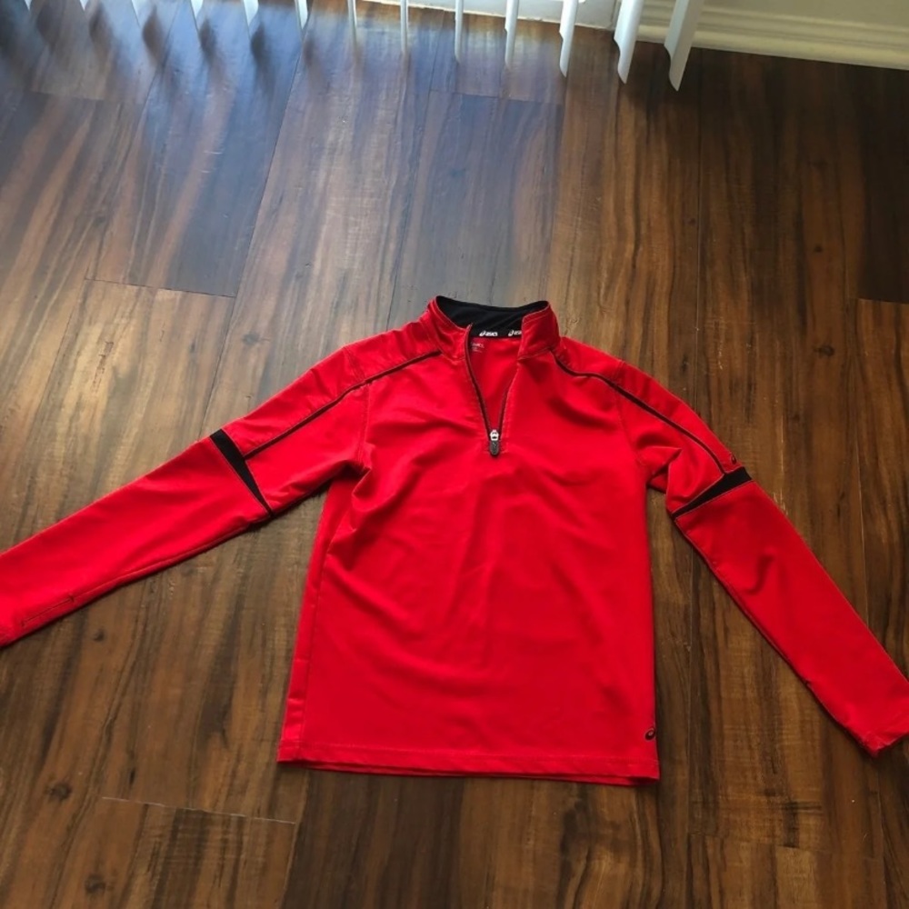 Very nice Asics pullover